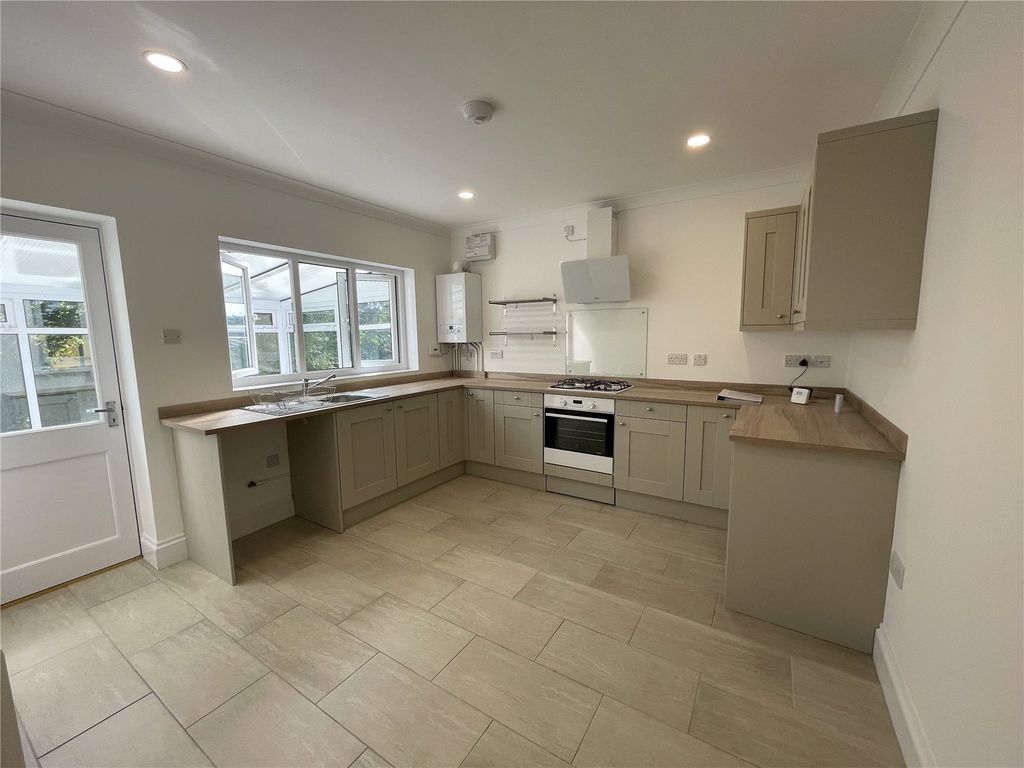 Additional image 10 of 2 bed bungalow to rentAshdale Lane, Pembroke, Pembrokeshire SA71