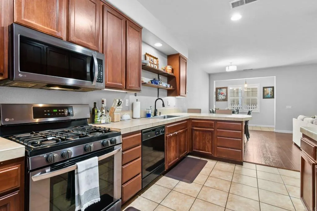 Additional image 18 of 1459 Claude Lane Unit 4, Chula Vista, CA 91913