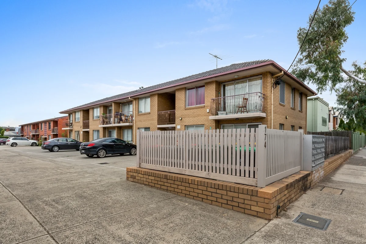 3/174-176 Victoria Street, Brunswick VIC 3056