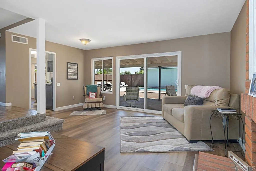 Additional image 50 of 5676 Chateau Dr, San Diego, CA 92117