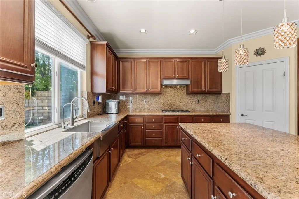 Additional image 23 of 17526 Dove Willow Street, Canyon Country, CA 91387