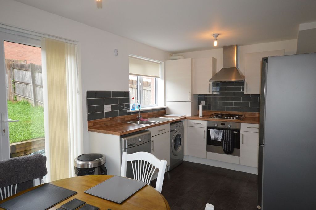 Additional image 2 of 3 bed semi-detached house to rentCoity, Bridgend CF35
