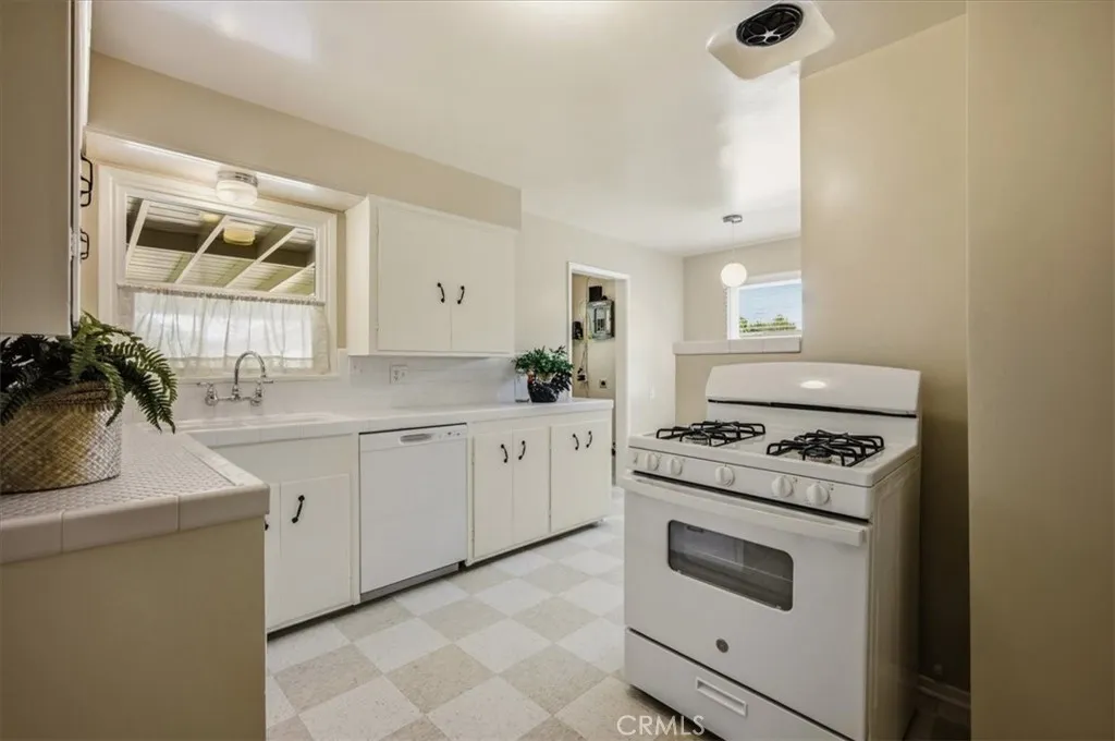 Additional image 54 of 226 Sultana Ave, Upland, CA 91786