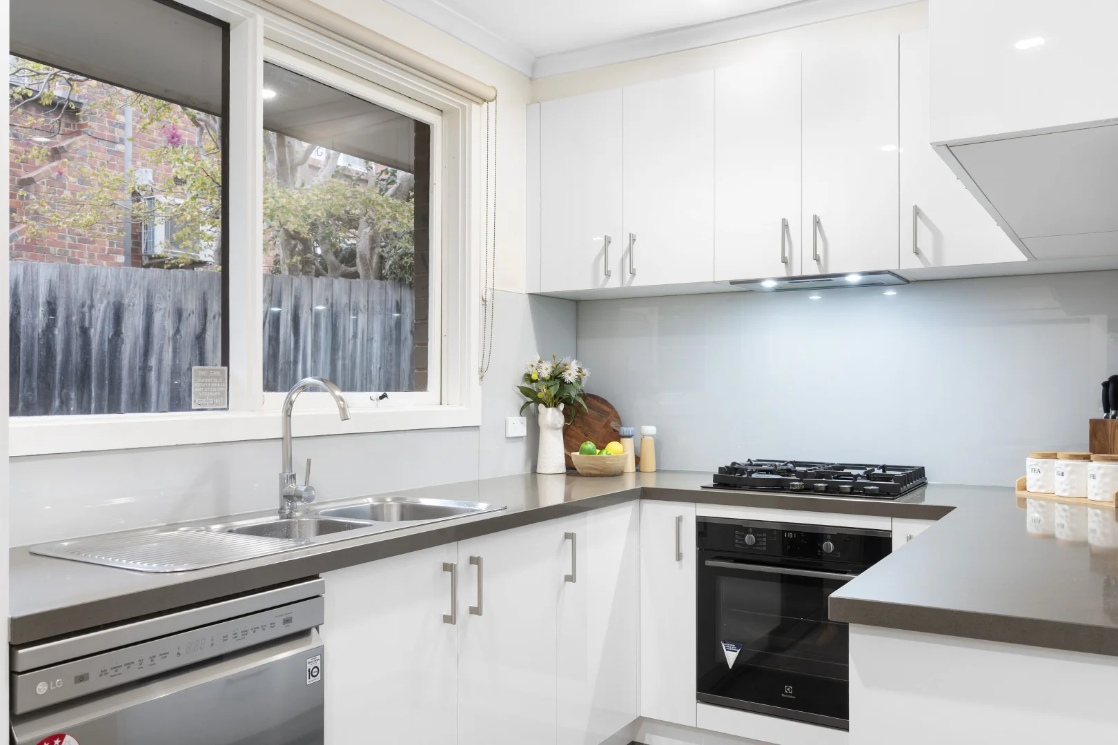 Additional image 5 of 1/17 Olive Grove, Mentone VIC 3194
