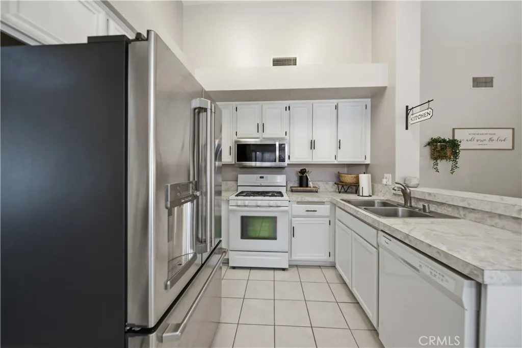 Additional image 51 of 2758 Sandstone Court, Palmdale, CA 93551