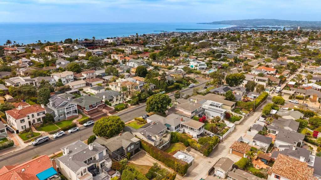 1133 Savoy Street, San Diego, CA 92107