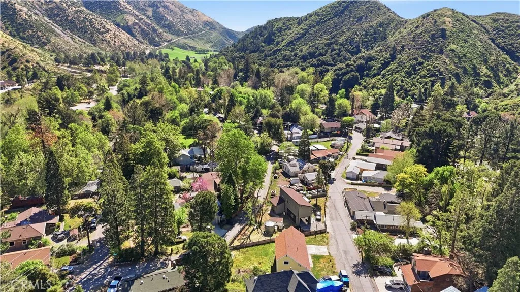 Additional image 6 of 13894 Meadow Ln, Lytle Creek, CA 92358