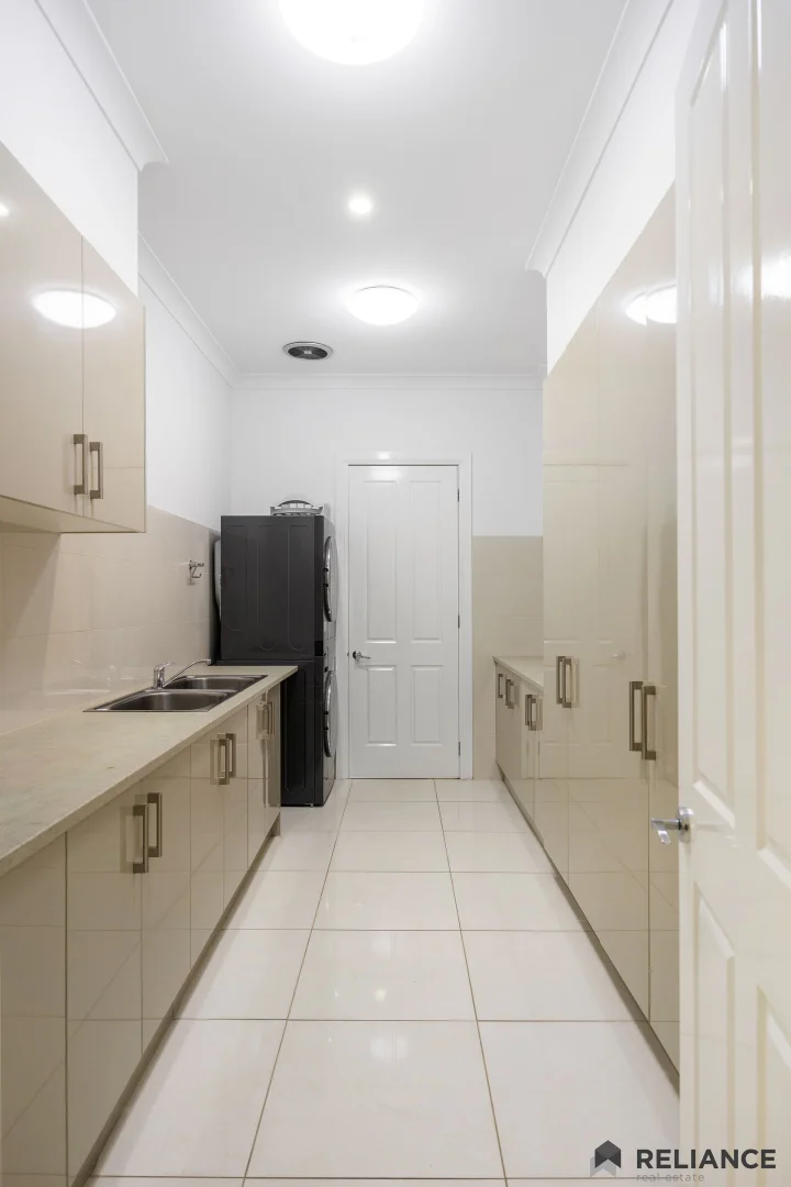 Additional image 9 of 8 Hanson Court, Taylors Lakes VIC 3038