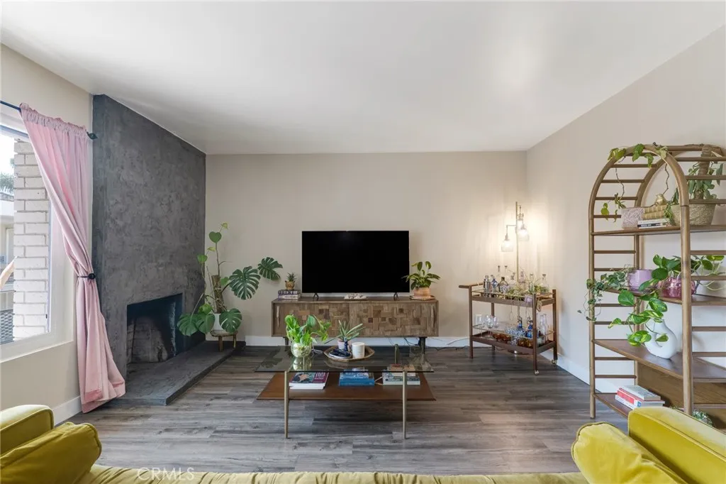 Additional image 9 of 5232 Corteen pl Unit 17, Valley Village, CA 91607