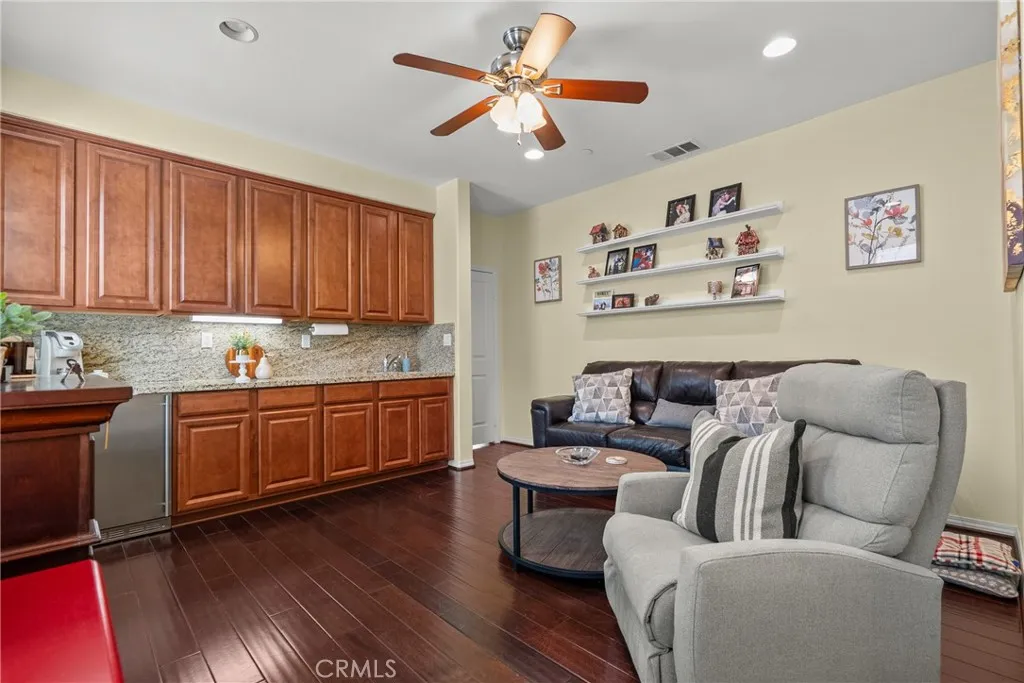 Additional image 119 of 24557 Rosette Ln, Valencia, CA 91354