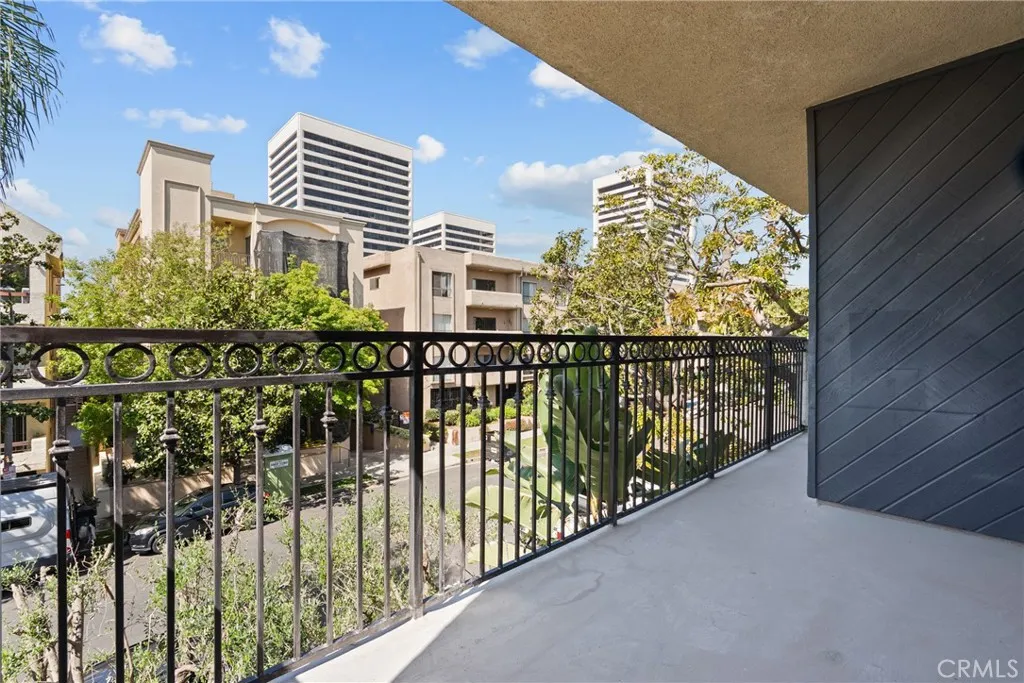 Additional image 104 of 1742 S Bentley Avenue Unit 201, Los Angeles, CA 90025