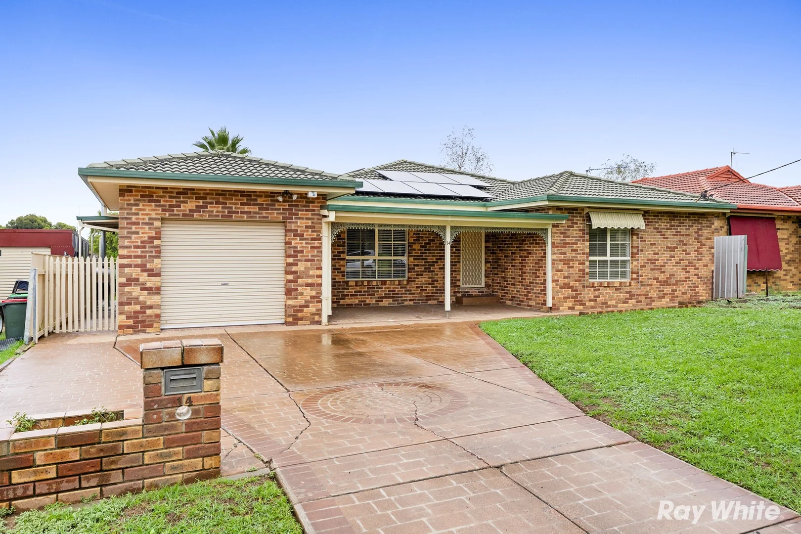 14 Carmody Street, Kooringal NSW 2650