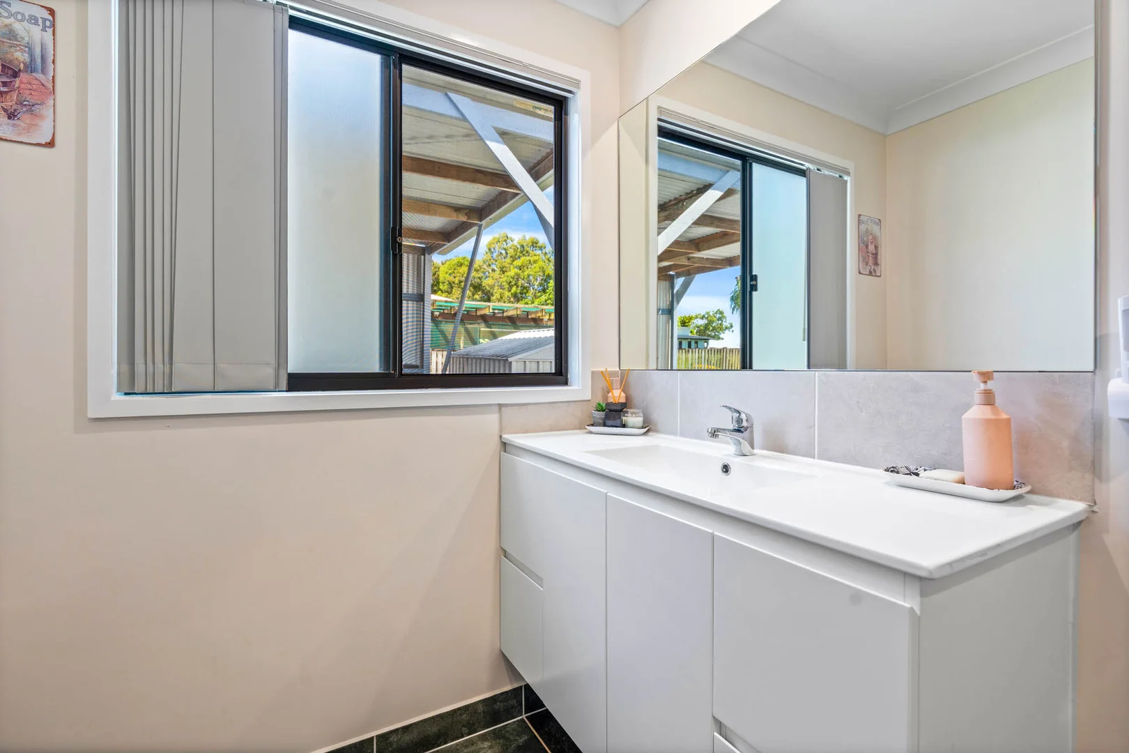 Additional image 14 of 140 Canaipa Road, Russell Island QLD 4184