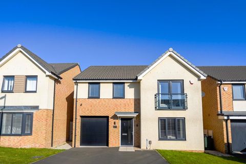 Scaffold Court, Holystone, Newcastle Upon Tyne NE27