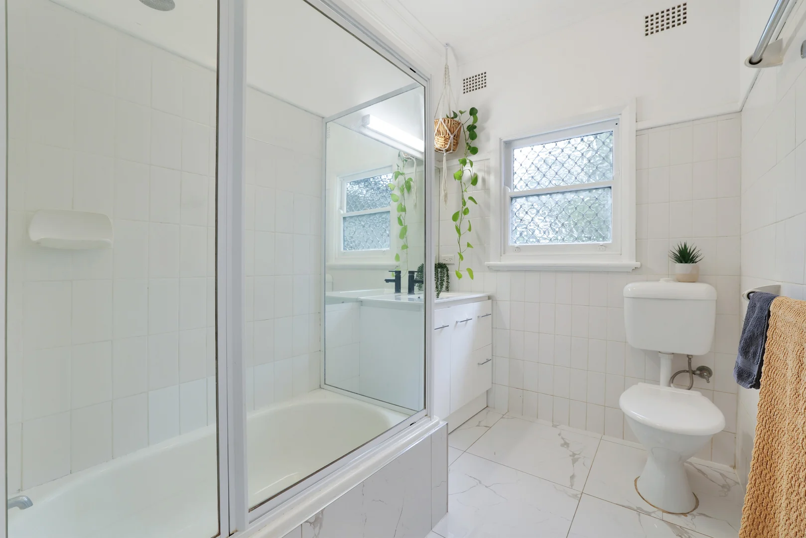 Additional image 21 of 48 Hall Street, Tamworth NSW 2340