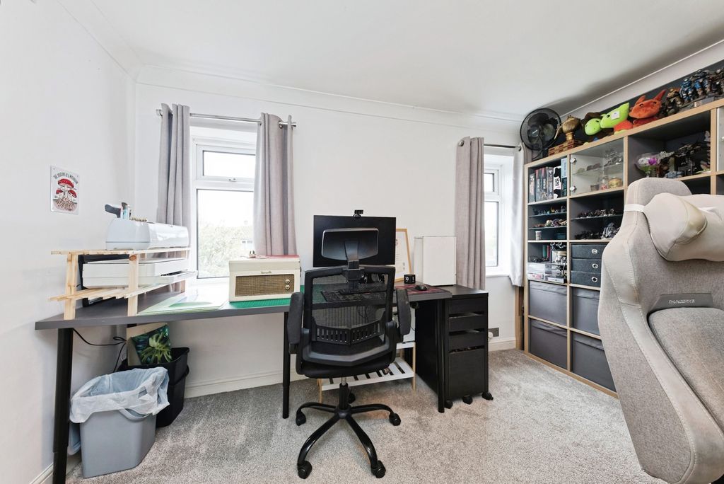 Additional image 13 of 3 bed semi-detached house for saleBursill Crescent, Ramsgate, Kent CT12