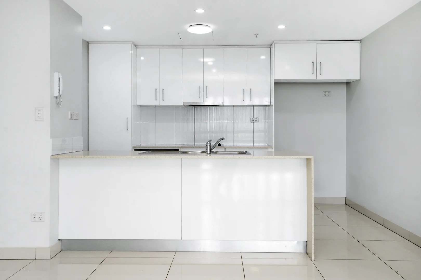 Additional image 8 of 1004/6 Finniss Street, Darwin City NT 0800