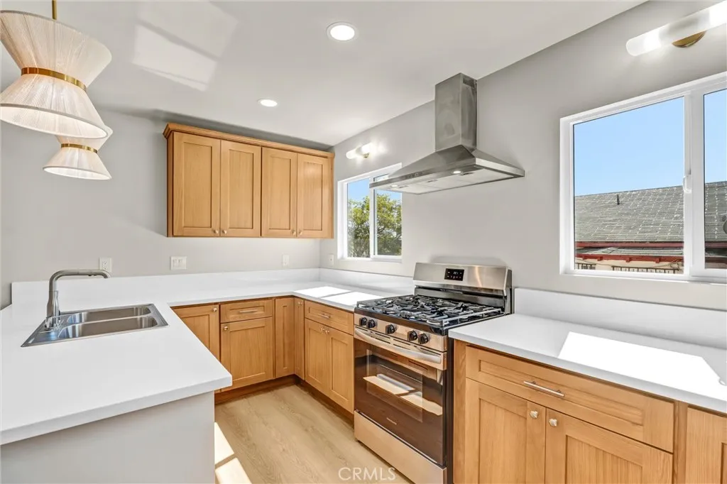 Additional image 34 of 939 White Knoll Drive, Los Angeles, CA 90012