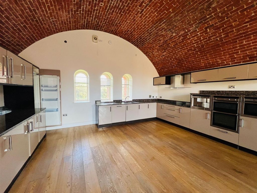 Additional image 3 of 3 bed terraced house for saleFreshwater, Isle Of Wight PO40
