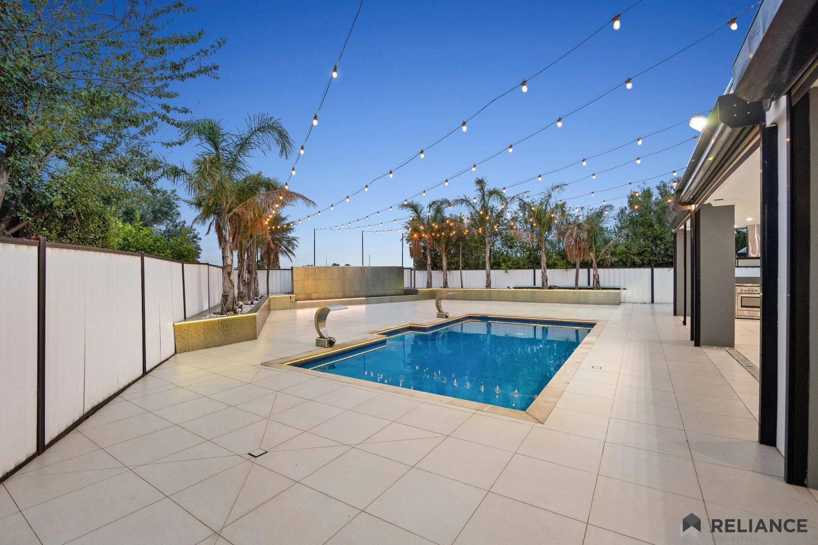Additional image 30 of 8 Hanson Court, Taylors Lakes VIC 3038