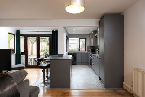 Talgarth Road, Bristol BS7