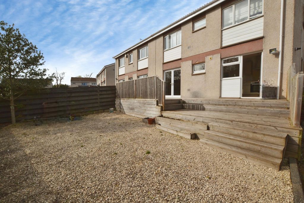 Additional image 12 of 2 bed flat to rentHowden Hall Way, Liberton, Edinburgh EH16
