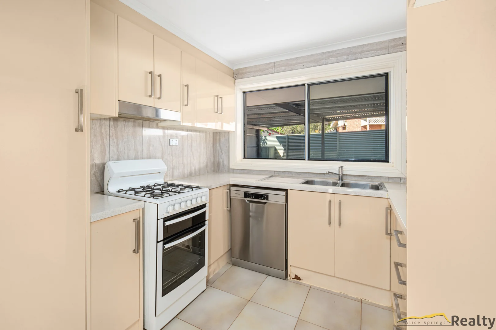 Additional image 11 of 37 Nelson Terrace, Araluen NT 0870