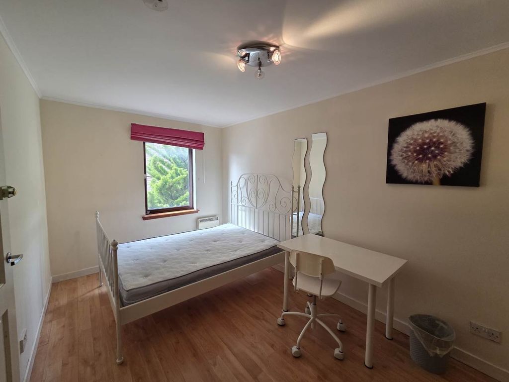 Additional image 6 of 3 bed semi-detached house to rentSeafield Lane, Dundee DD1