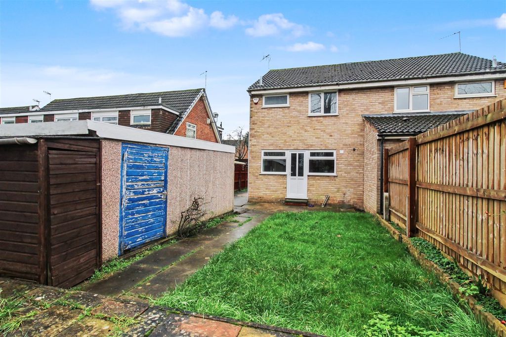 Additional image 15 of 3 bed semi-detached house to rentChesham Drive, Bramcote, Nottingham NG9