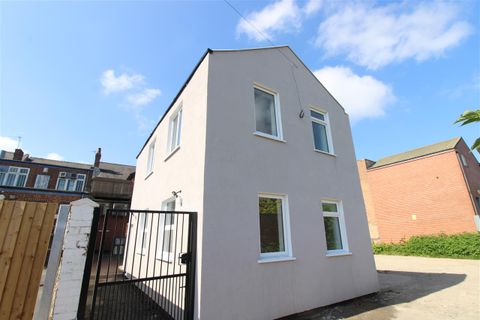 The Coach House, Nottingham Road, Eastwood, Nottingham NG16