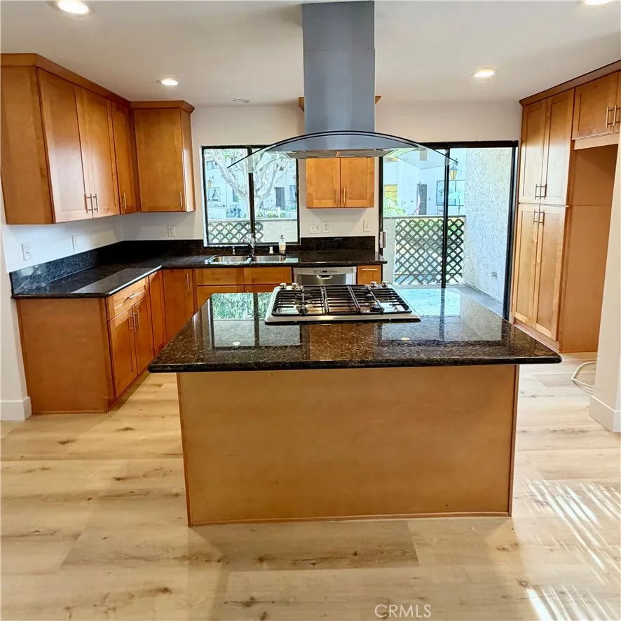 Additional image 18 of 400 S Flower St Unit 8, Orange, CA 92868