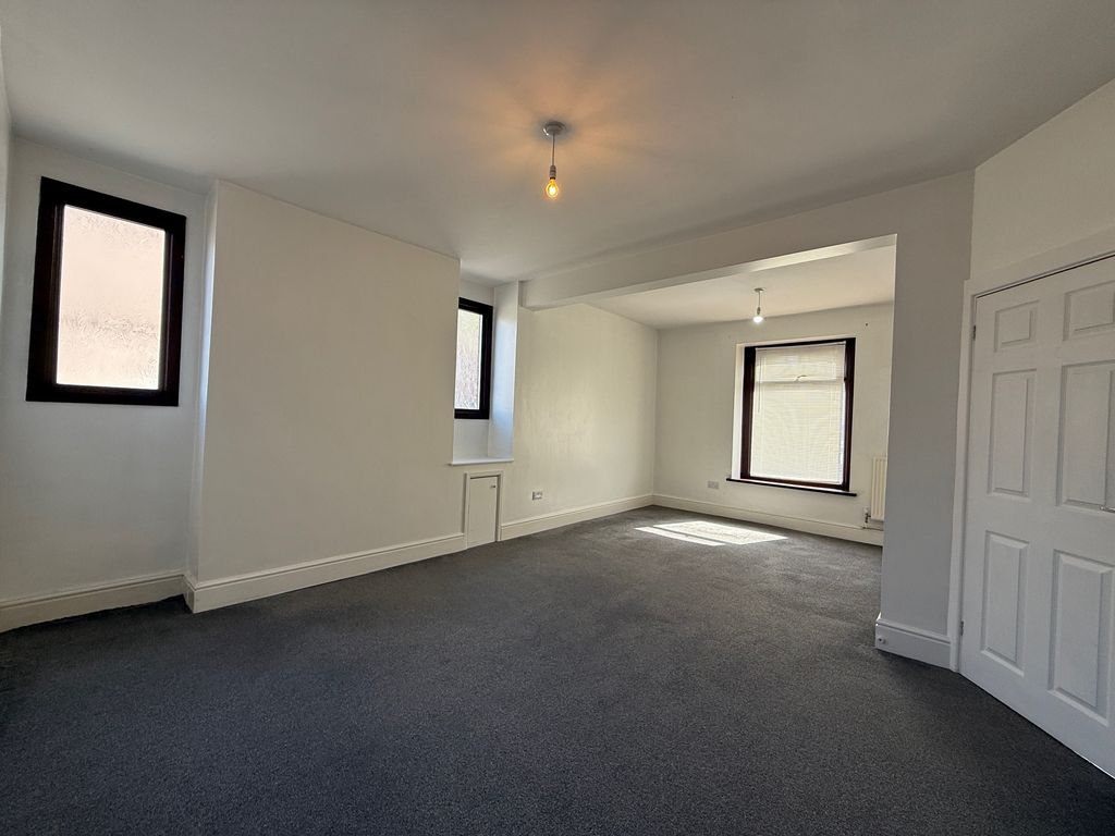Additional image 2 of 3 bed end terrace house to rentKing Street, Port Talbot SA13