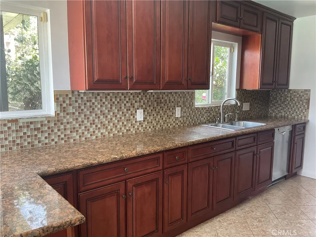 Additional image 4 of 10019 Rosecrans Ave, Bellflower, CA 90706