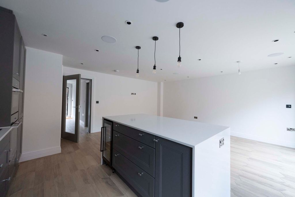 Additional image 4 of 3 bed semi-detached house to rentWinter Place, Crowborough TN6