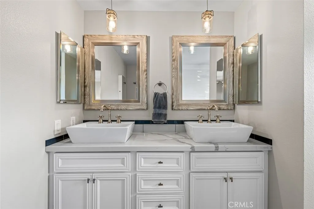 Additional image 17 of 1807 Valencia Ave, Carlsbad, CA 92008
