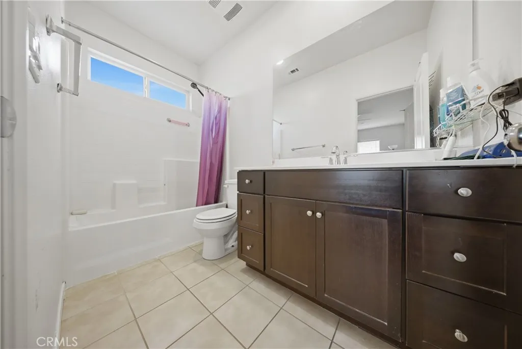 Additional image 47 of 44137 37th St W, Lancaster, CA 93536