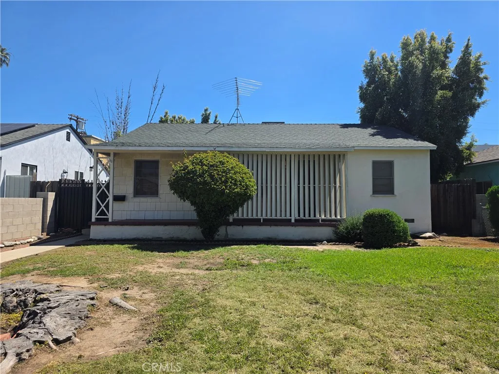 Additional image 2 of 7446 Dempsey Ave, Lake Balboa, CA 91406
