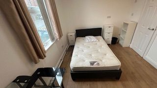 Room 1, Broomfield Road CV5, Room to rent