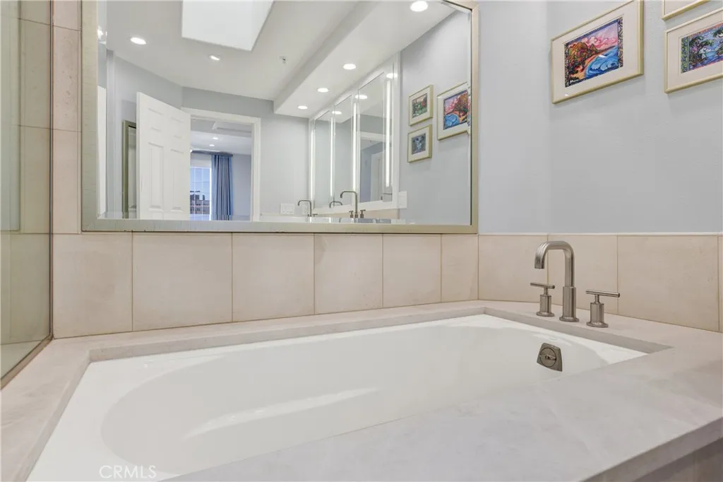 Additional image 65 of 2253 Martin #410, Irvine, CA 92612