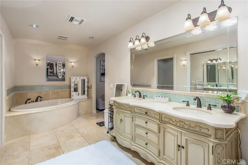 Additional image 91 of 3311 Bounty Circle, Huntington Beach, CA 92649