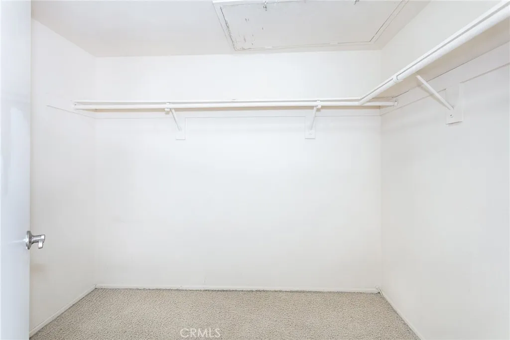 Additional image 17 of 221 S Oak Knoll Avenue Unit 202, Pasadena, CA 91101