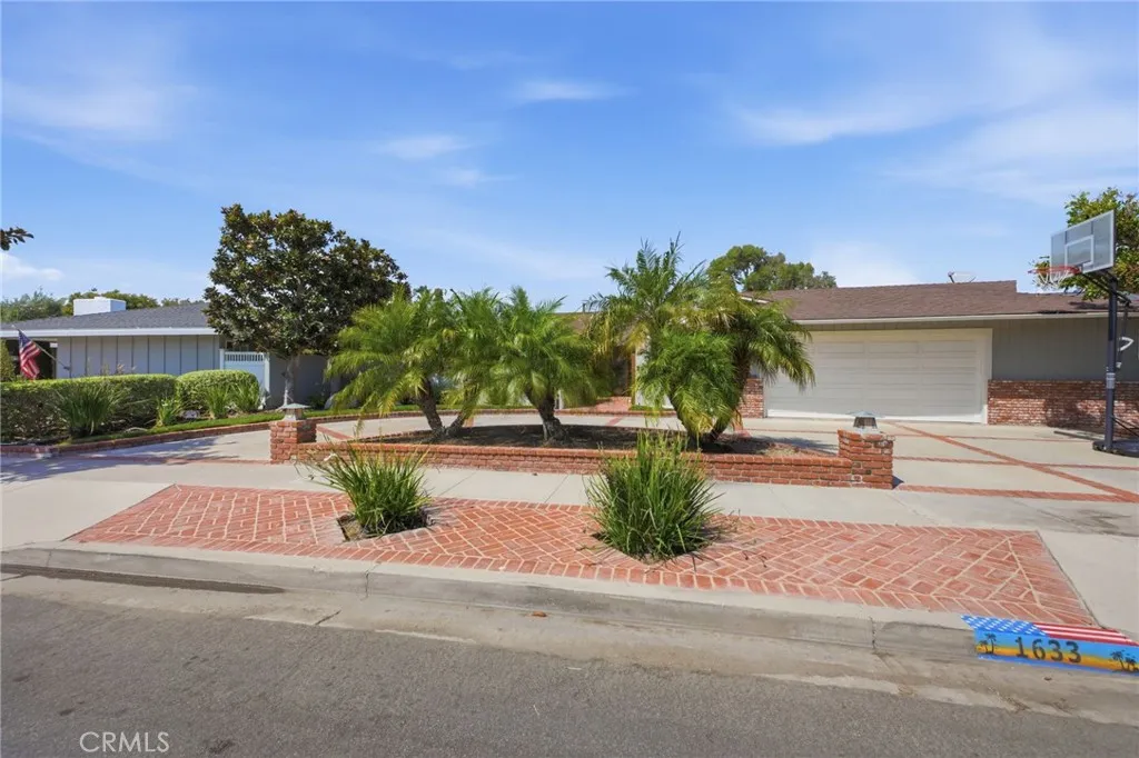 Additional image 3 of 1633 Santiago Dr, Newport Beach, CA 92660