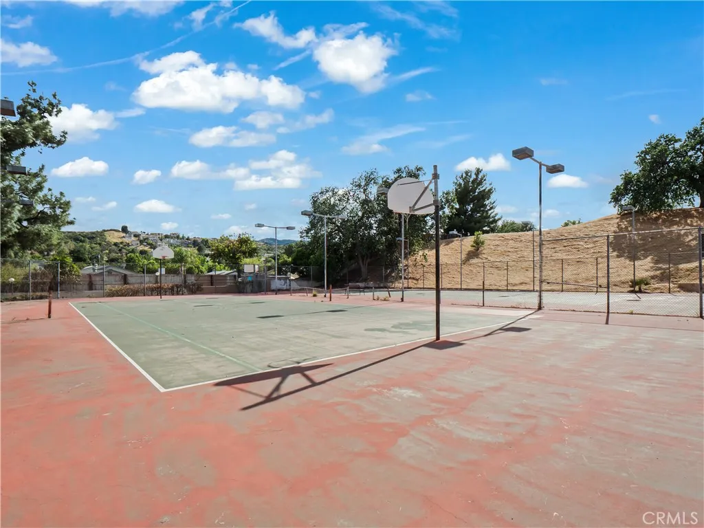 25011 Peachland Avenue Unit 127, Newhall, CA 91321