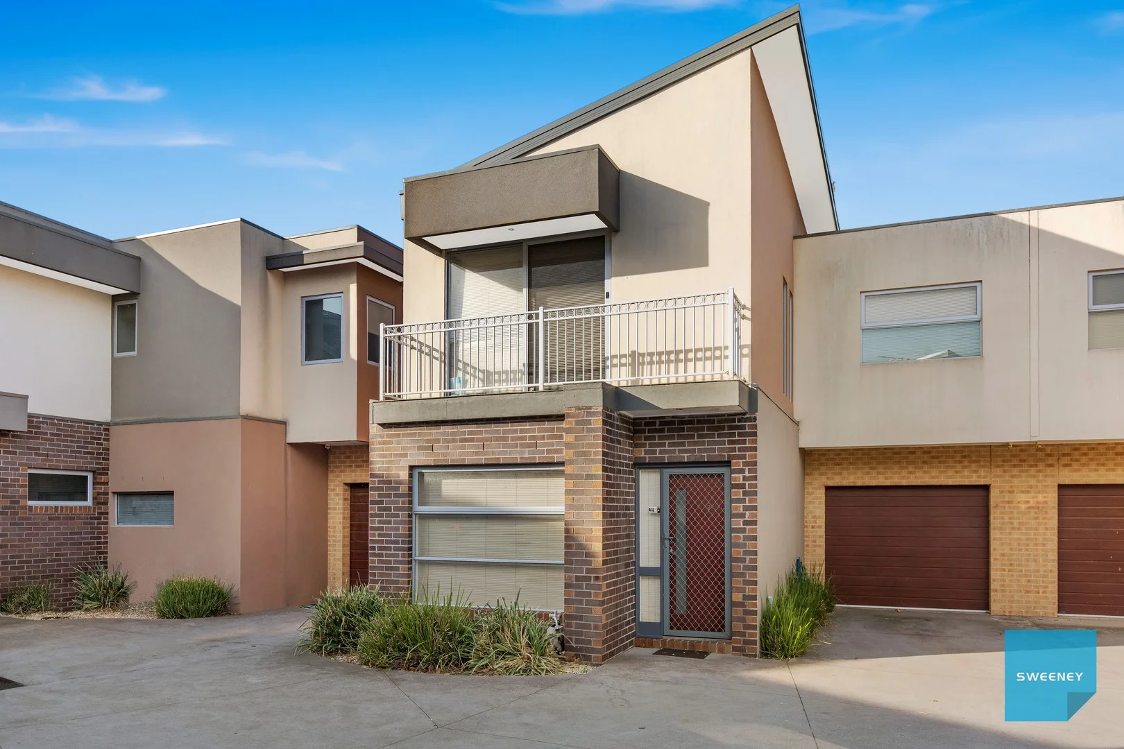 9/1 Dargi Green, Caroline Springs VIC 3023