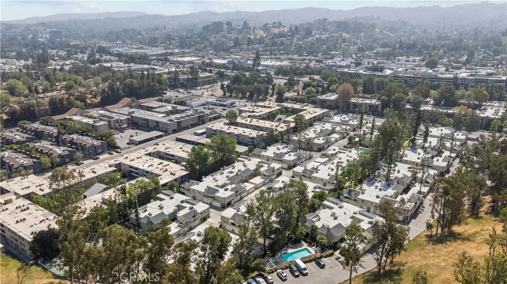 Additional image 88 of 22117 Burbank Blvd Unit 5, Woodland Hills, CA 91367