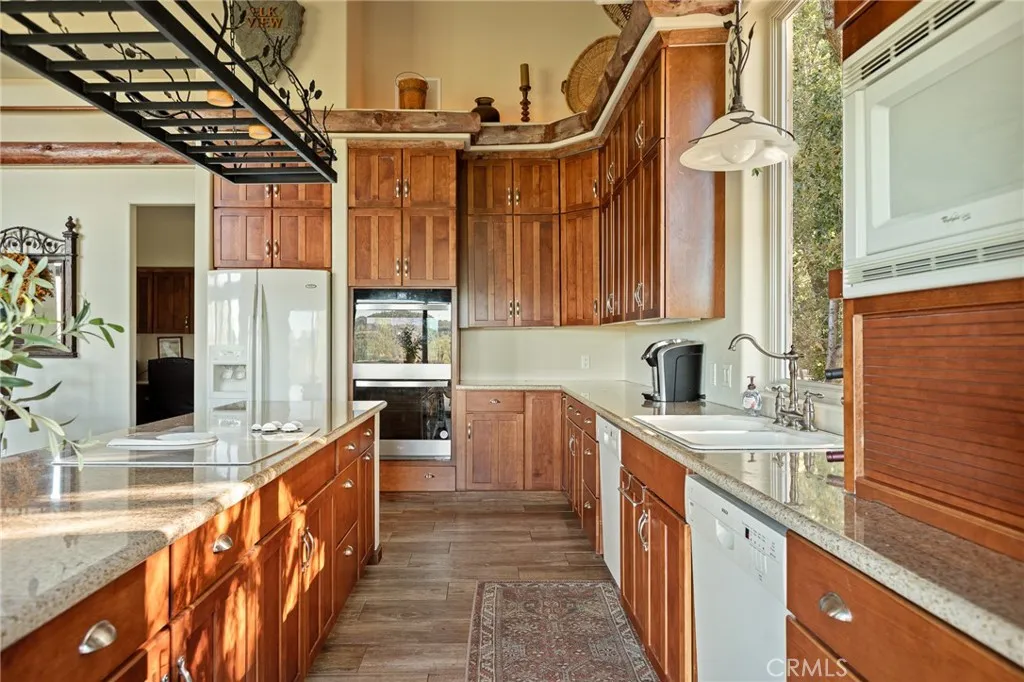 Additional image 11 of 1184 Acadia Dr, Lake Arrowhead, CA 92352