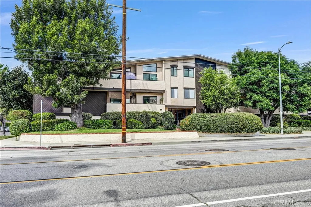 Additional image 27 of 5805 Whitsett Avenue Unit 201, Valley Village, CA 91607