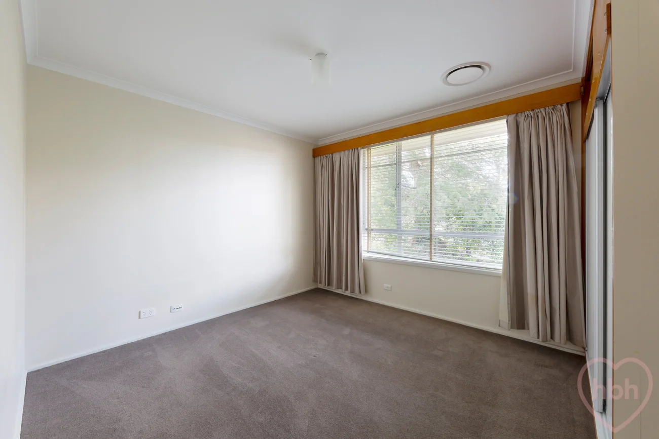 Additional image 10 of 102 MacFarland Crescent, Pearce ACT 2607