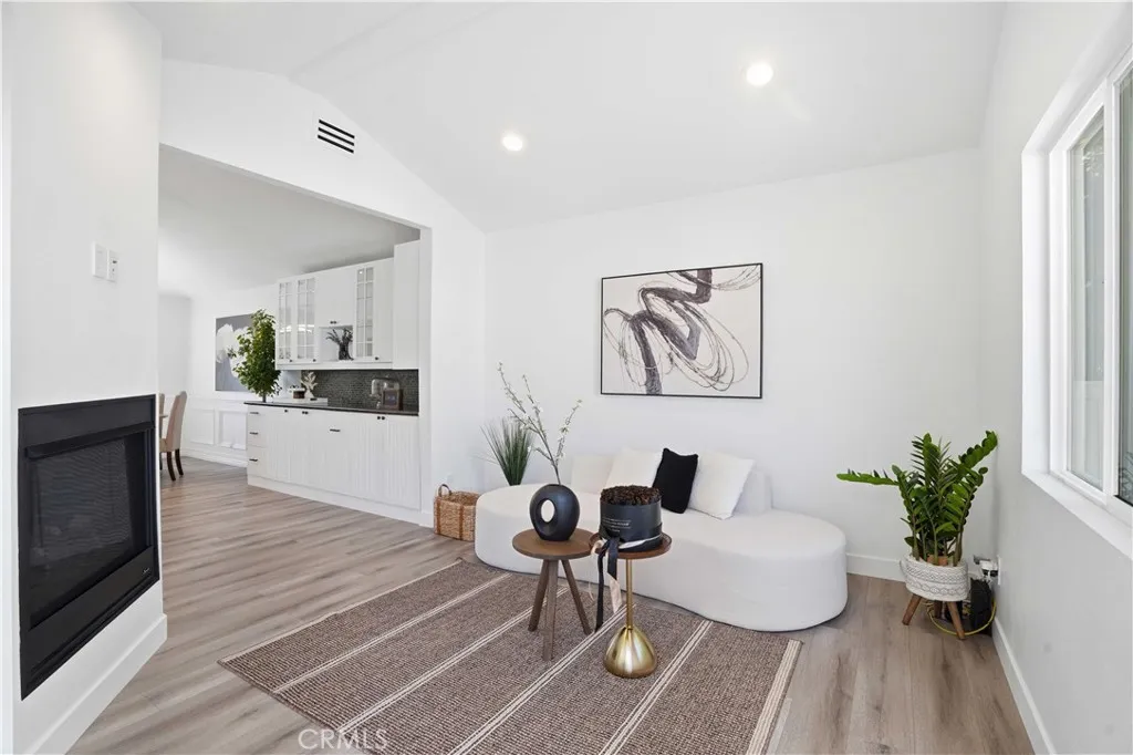 Additional image 17 of 17721 Burbank Blvd, Encino, CA 91316