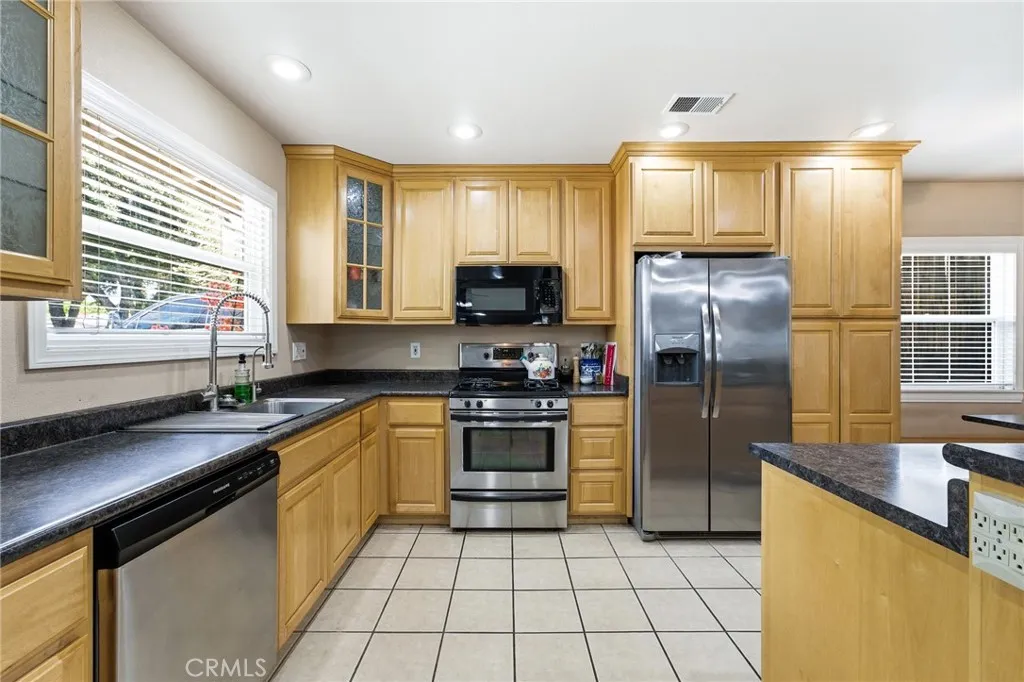 Additional image 41 of 226 Hartzell Avenue, Redlands, CA 92374